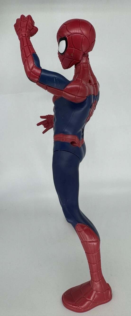 Hasbro Spider-Man 13 inch Talking Electronic Action Figure 2020 - Picture 6 of 11